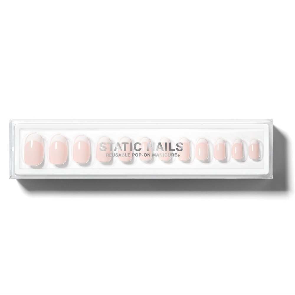 Static’s Reusable Pop-On Manicures - French 75 Round
